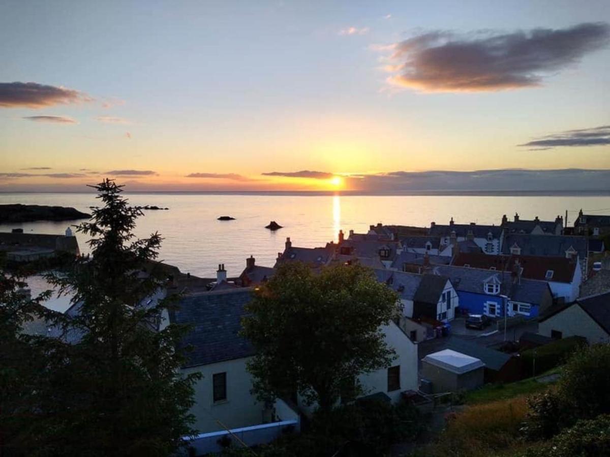 The View 3-Bed Cottage Findochty Buckie Moray Exterior photo